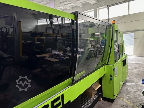 Injection molding machine Engel Victory 330/90