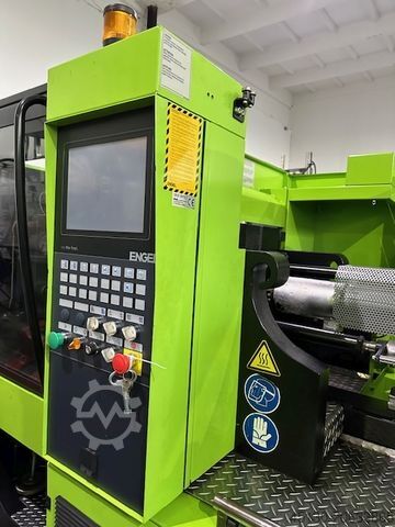 Injection molding machine Engel Victory 330/90