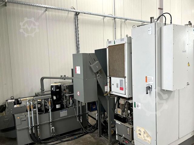 Vertical machining center Starrag Heckert HEC 400 F