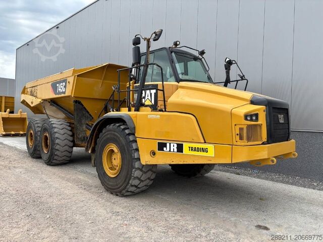Muldenfahrzeug CAT 745 C