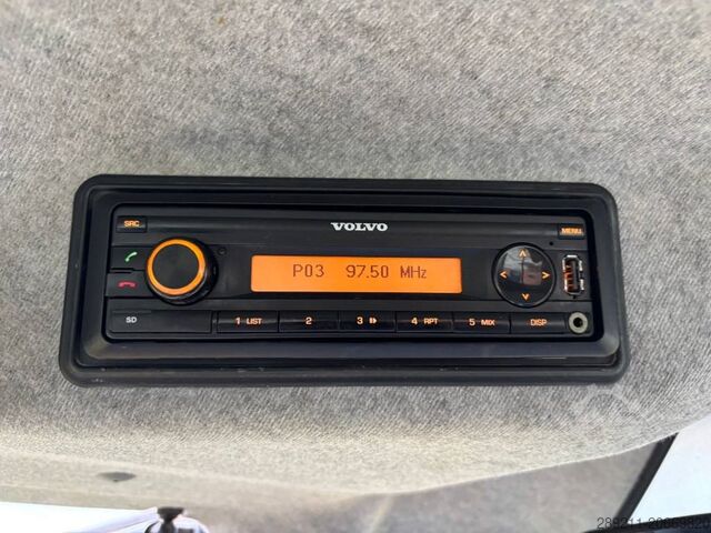 Radlader Volvo L 90 H (On Transport)