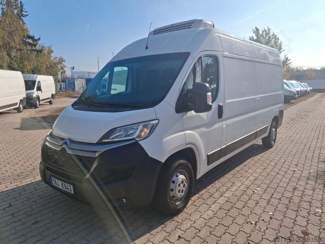 Refrigerator body van CITROEN Jumper Grossraumkasten 35 L3H2 Club BlueHDi 140