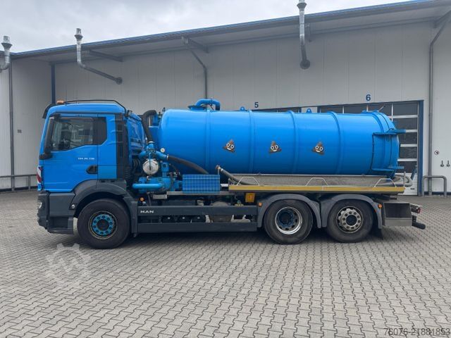 Vacuum tank truck MAN 26.330 BL 6x2/4 14cbm Saugwagen