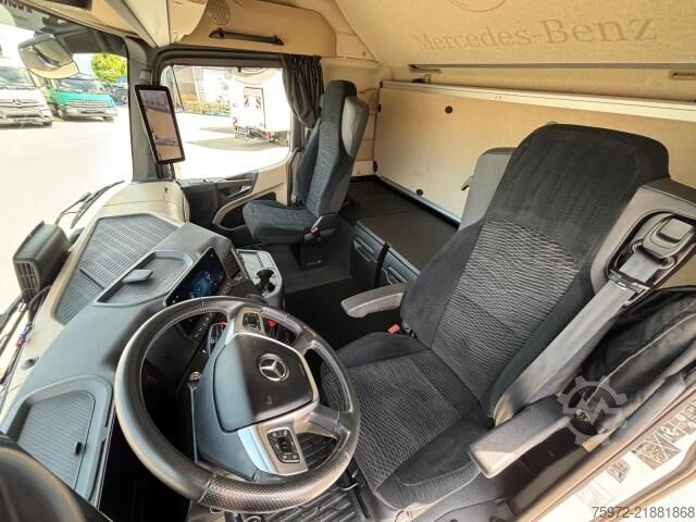 Standard tractor unit  Actros 1848 LS