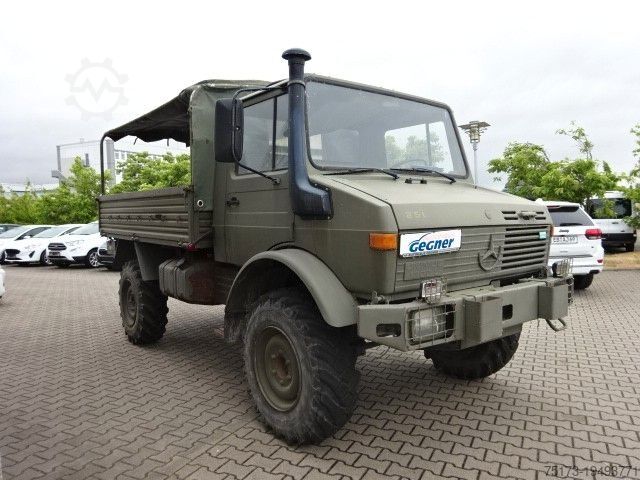LKW mit Pritsche (offen) UNIMOG U 1300 L Turbo OM 366 Pritsche 4x4