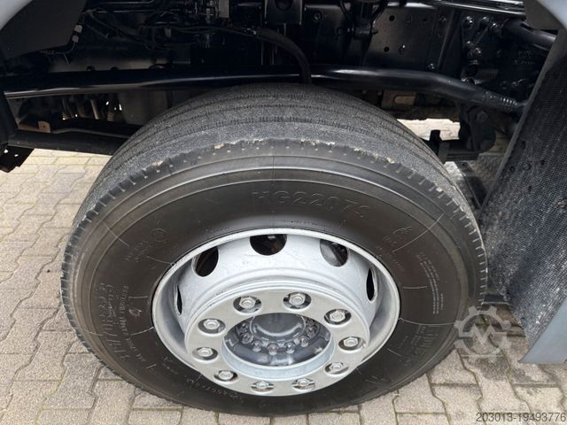 Truck mounted crane MAN TGS 35.360 8X4 BB Dachdecker Kran bis 52 m