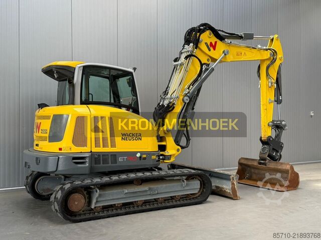 Midi excavator Wacker Neuson ET 90 Powertilt