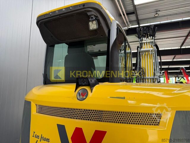 Midi excavator Wacker Neuson ET 90 Powertilt