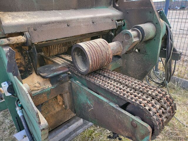 MEM  multi-saw with a centering device MEM Maschinenbau 1mrf