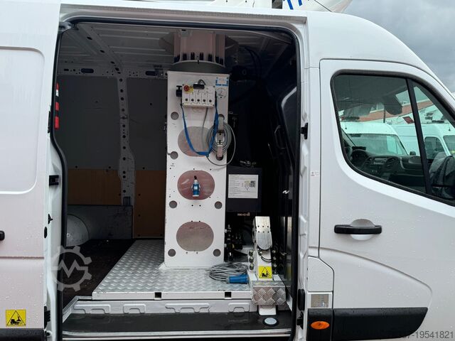 Riser Renault Master L3H2 Hubarbeitsbühne France Eléva