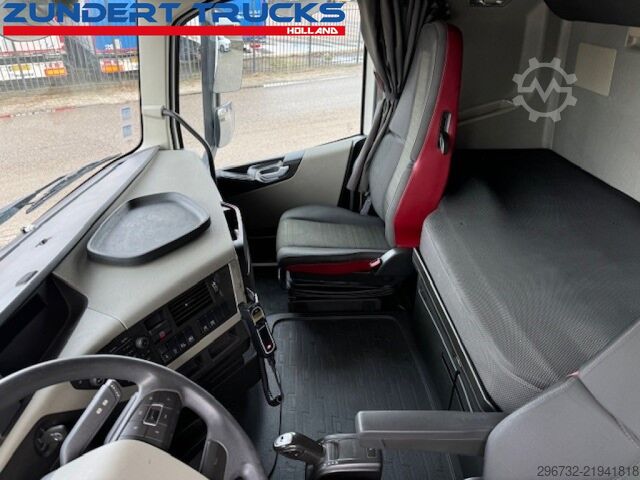 Standard-SZM Volvo FH 460 GLOBETROTTER, LNG