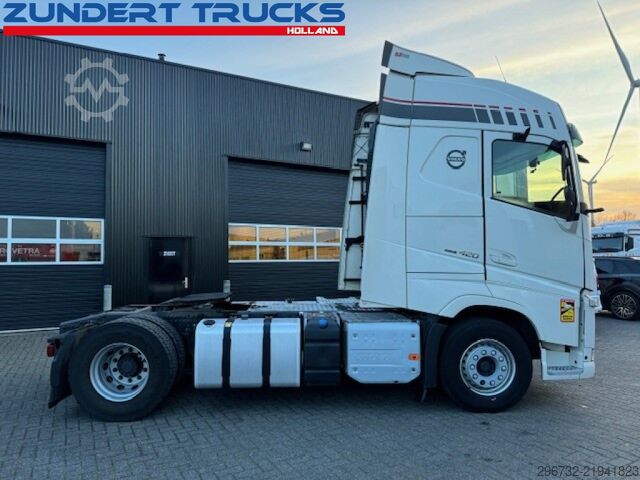 Standard-SZM Volvo FH 420 GLOBETROTTER, 2 TANKS