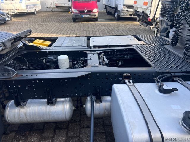 Hazardous materials truck IVECO Stralis 400..ADR..EU6..TÜV 03/sor9 Motor