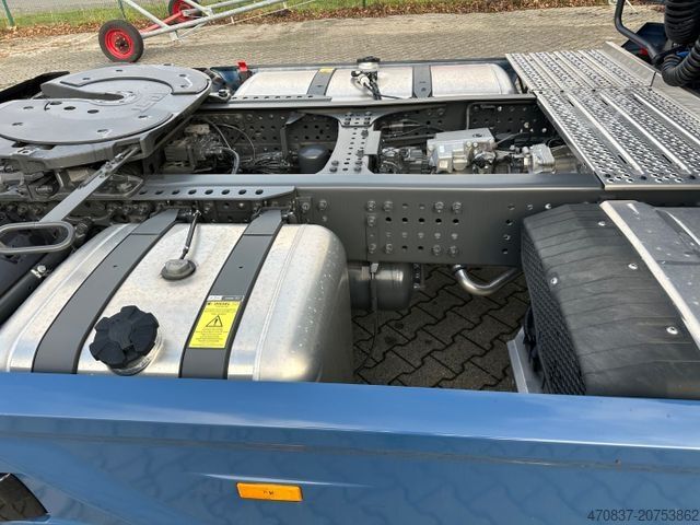 Standard SZM MERCEDES-BENZ Actros 1845 / Giga / Retarder **5 x Auf Lager**