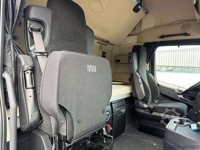 Standard SZM MERCEDES-BENZ Actros 1845 / BigSpace / Retarder