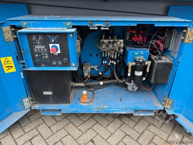 Scissor lift Genie GS3369DC Hoogwerker Schaarhoogwerker