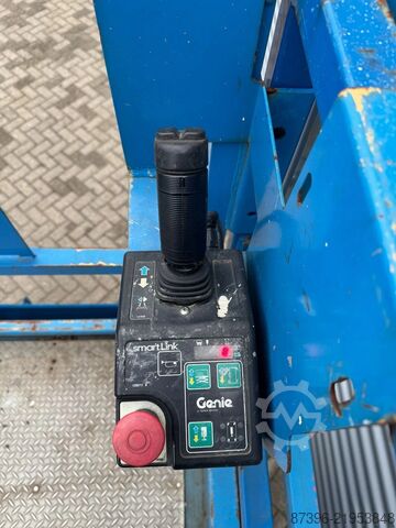 Scissor lift Genie GS3369DC Hoogwerker Schaarhoogwerker