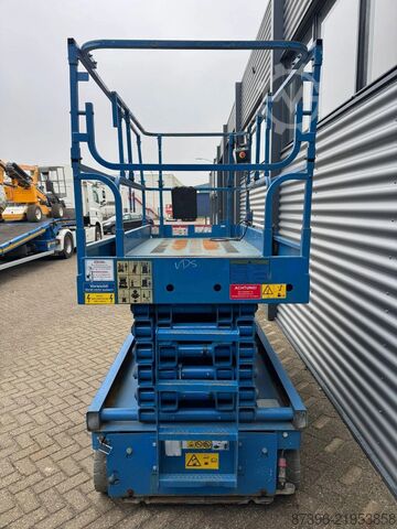 Scissor lift Haulotte Compact 14 Hoogwerker Schaarhoogwerker