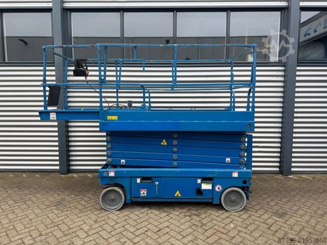 Scissor lift Haulotte Compact 14 Hoogwerker Schaarhoogwerker