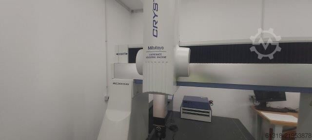 Coordinate measuring machine Mirutoyo CRYSTA-Apex EX 9166T