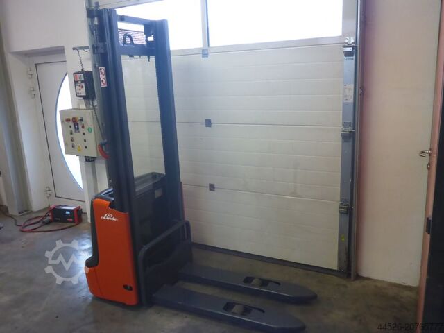 Hochhubwagen Linde L12