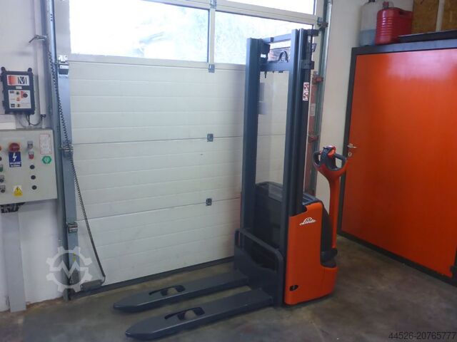 Hochhubwagen Linde L12