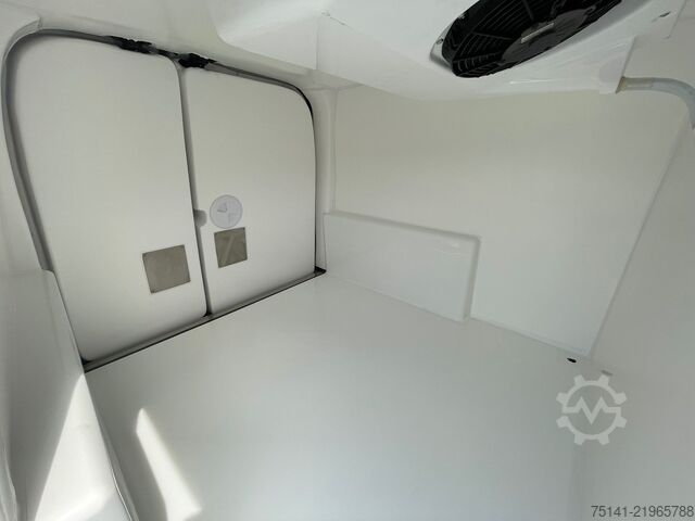 Refrigerator body van Nissan Townstar