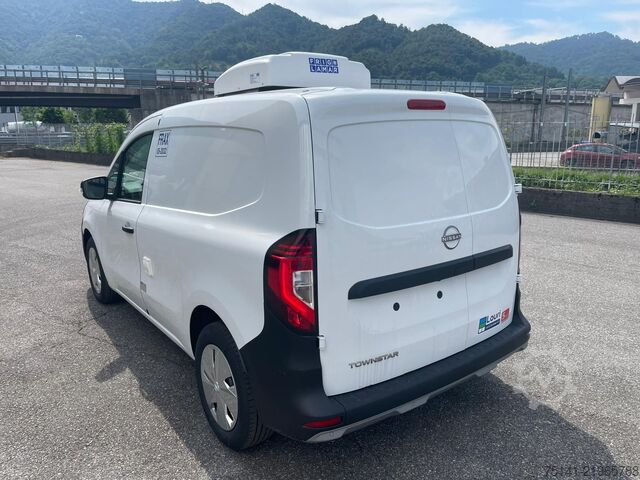 Refrigerator body van Nissan Townstar