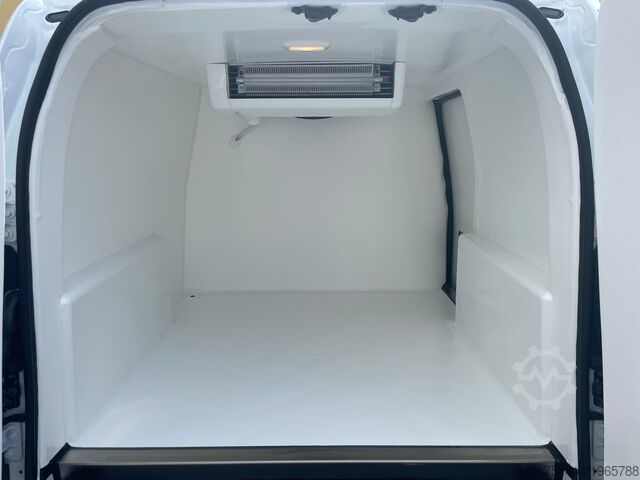 Refrigerator body van Nissan Townstar