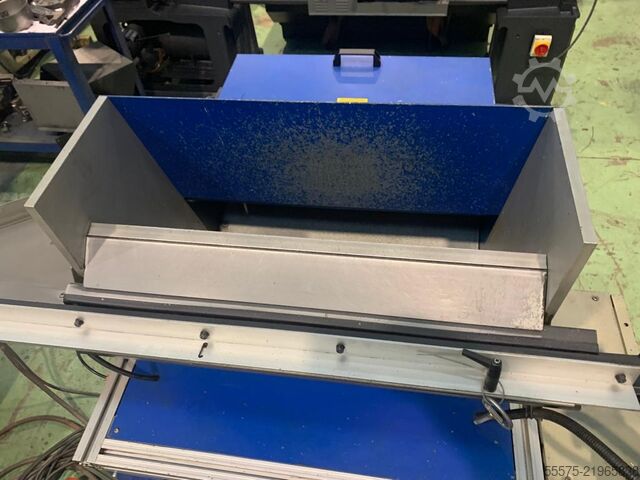 Bench nut driver  Banco atornillador de tuercas