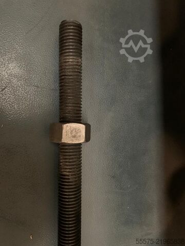Bench nut driver  Banco atornillador de tuercas