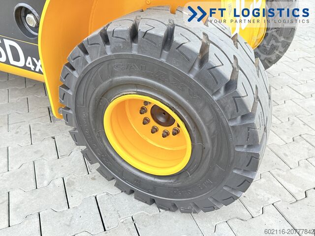 Teleskoplader JCB TLT 35D 4X4 CABIN POSITIONER NEW TIRES