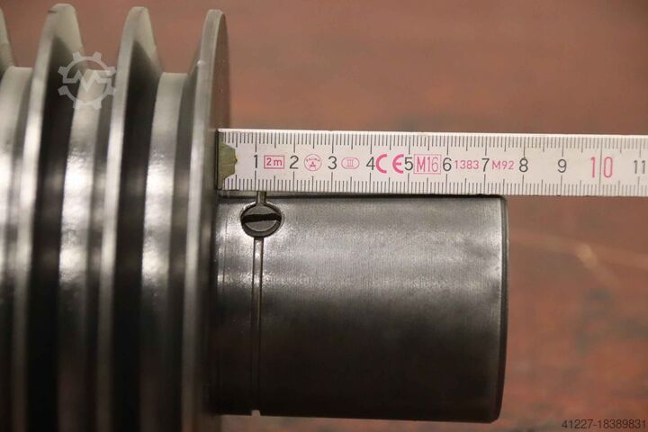 V-belt pulley 5-groove Guss SPB 150-5 (17 mm)