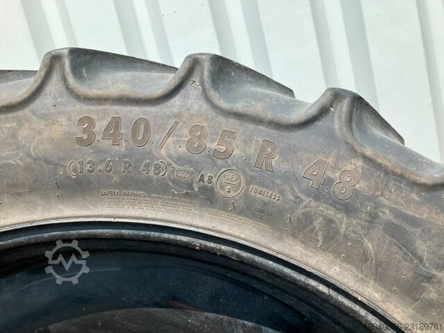 Continental New Holland NH T7.270, Pflegeräder, 320/90R32, 340/85R48, Spur 2,25 m Continental New Holland NH T7.270, Pflegeräder, 320/
