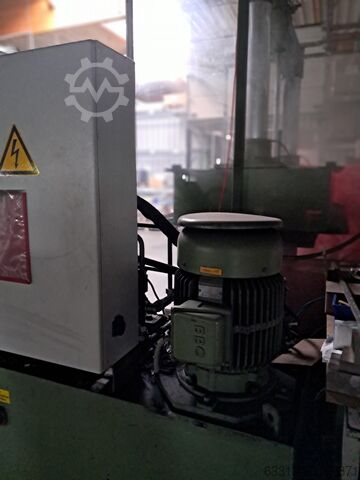 Sub-piston press Läpple TV1600-50