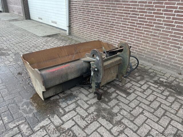 Schaufel  Kantelbak CW 30 - Gebruikt