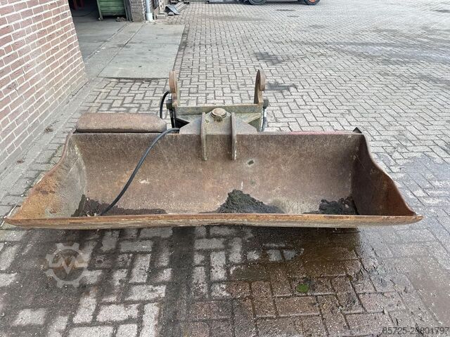 Schaufel  Kantelbak CW 30 - Gebruikt