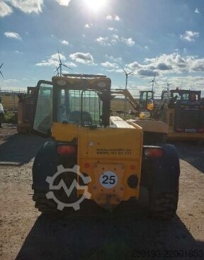 Telescopic loader JCB 525-60 HI VIZ
