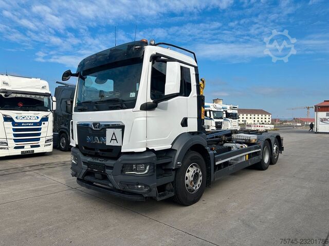 Abrollkipper MAN TGS 26.470 * HYVA * ACC * LENK-LIFT * 6X2 * TÜV