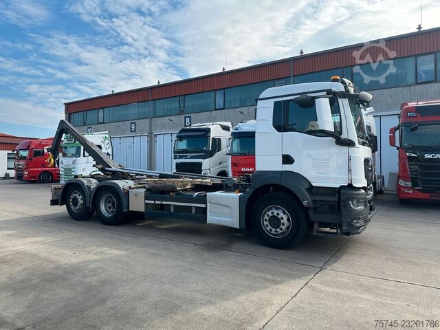 Abrollkipper MAN TGS 26.470 * HYVA * ACC * LENK-LIFT * 6X2 * TÜV