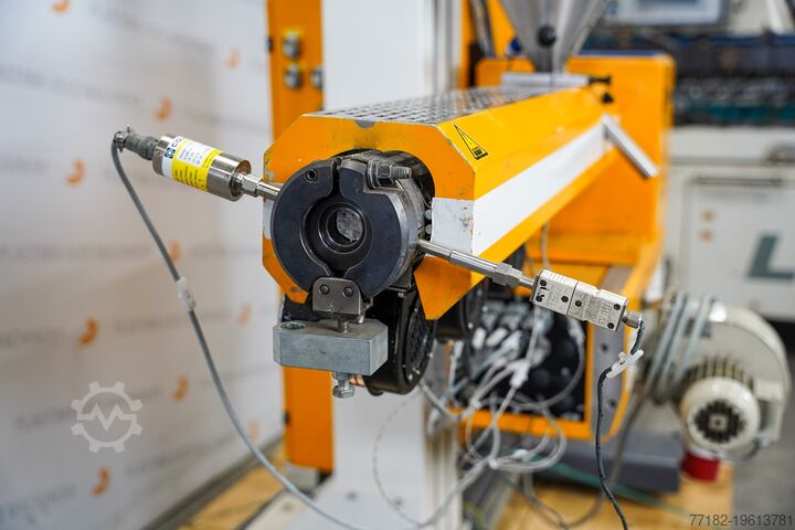 Quality monitoring machine Collin E30 M Low Boy