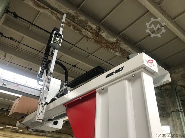 Spritzgießmaschine Ferromatik Milacron Magna T(MTs) 150-450