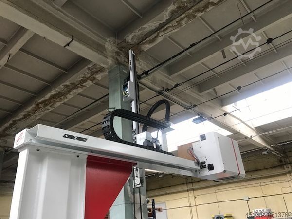 Spritzgießmaschine Ferromatik Milacron Magna T(MTs) 150-450