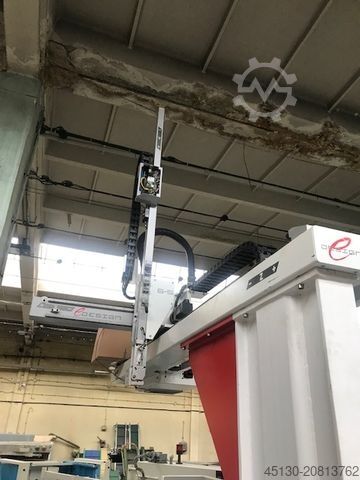 Spritzgießmaschine Ferromatik Milacron Magna T(MTs) 150-450