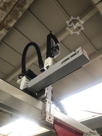 Spritzgießmaschine Ferromatik Milacron Magna T(MTs) 150-450