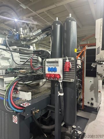 Spritzgießmaschine Ferromatik Milacron K-TEC 350-2650
