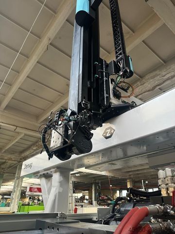 Spritzgießmaschine Sumitomi Demag Systec 350/720-2300