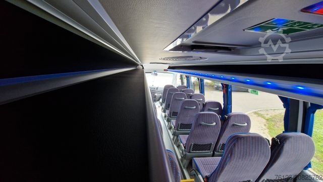 Kleinbus IVECO Daily 70 Vorlauffahrzeug Ferqui Sunrise 2,5 m B