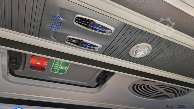 Kleinbus IVECO Daily 70 Vorlauffahrzeug Ferqui Sunrise 2,5 m B