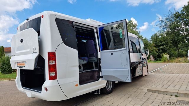 Kleinbus IVECO Daily 70 Vorlauffahrzeug Ferqui Sunrise 2,5 m B